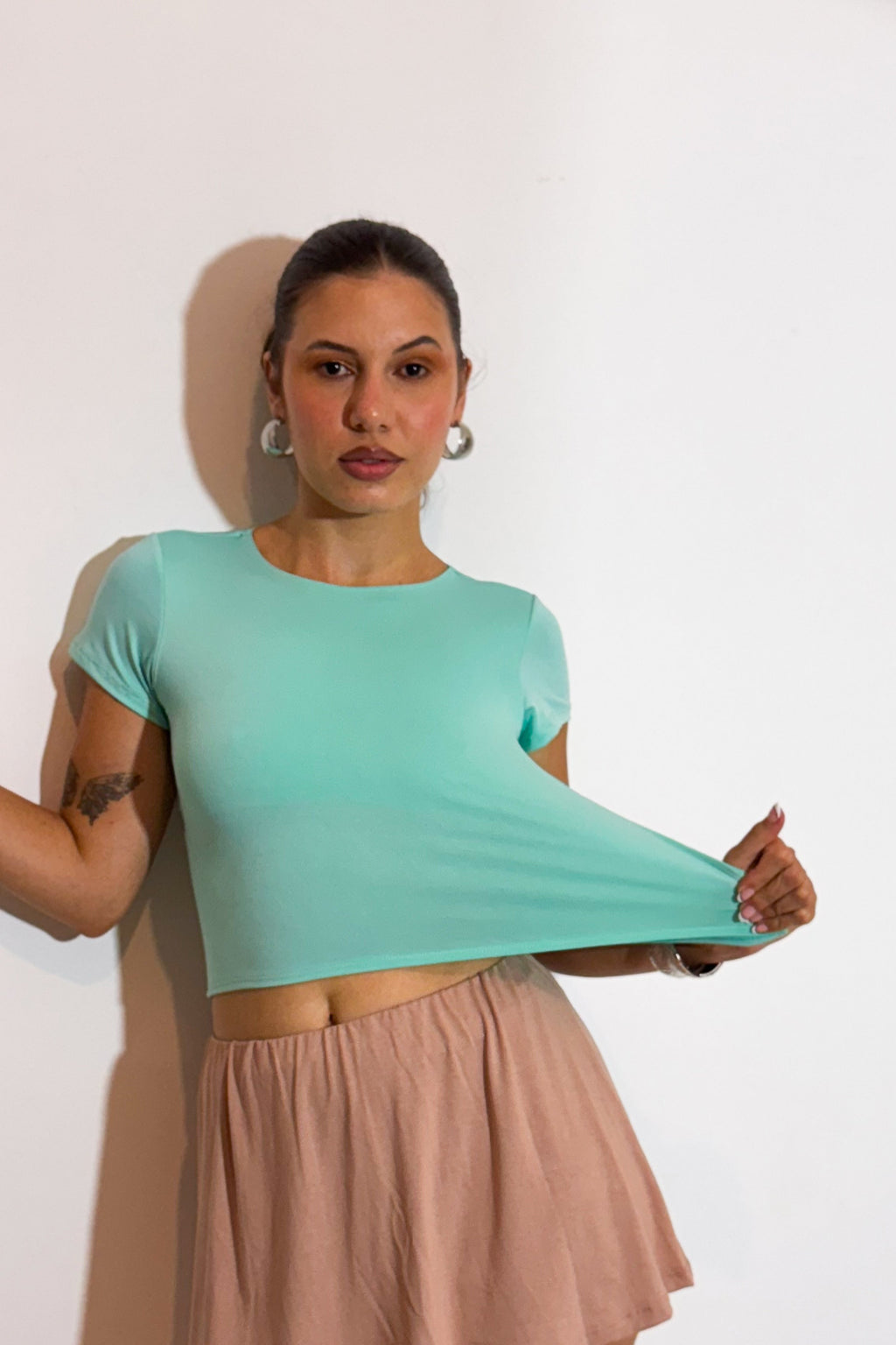 Baby Tee Suplex com Toque de Poliamida